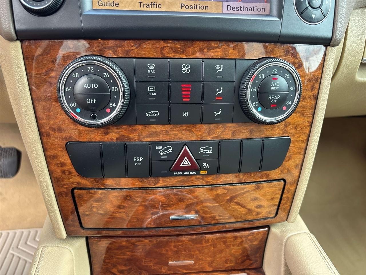 Mercedes-Benz M-Class 4MATIC 4dr 3.5L 2009