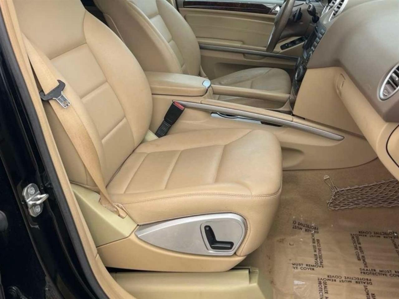 Mercedes-Benz M-Class  2010