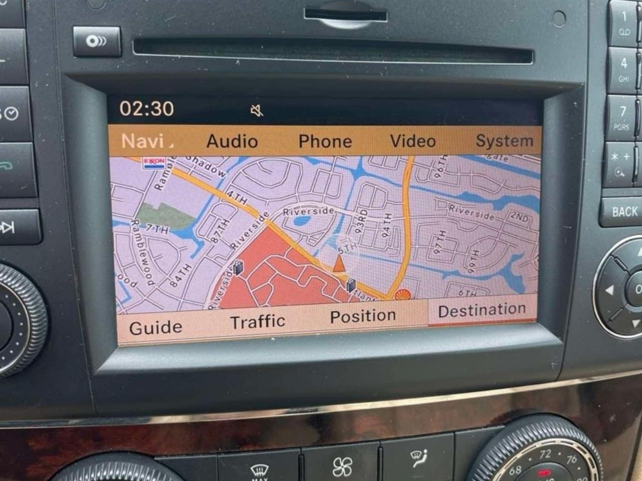 Mercedes-Benz M-Class  2010