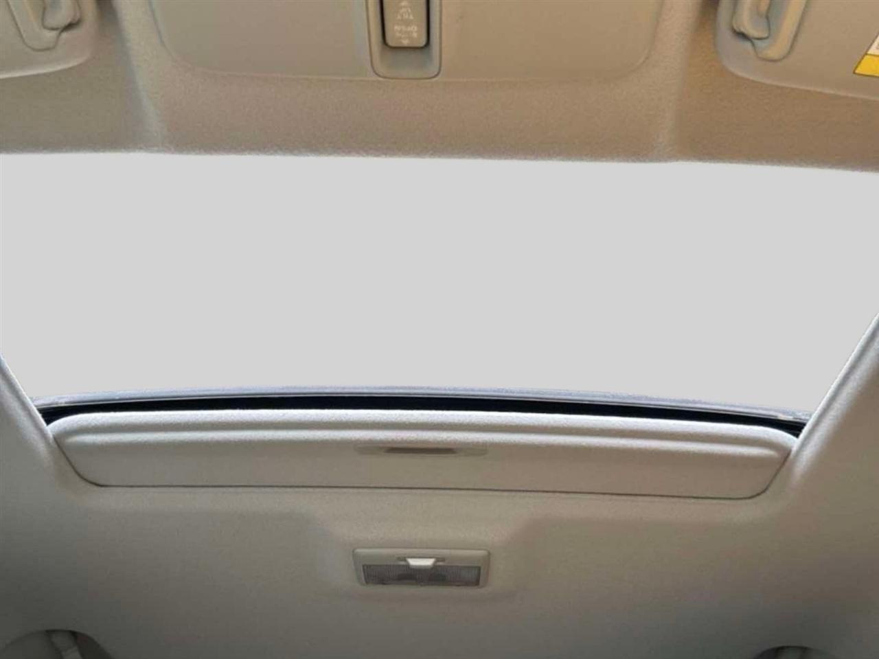 Suzuki Grand Vitara  2012