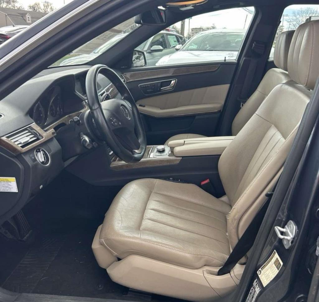 Mercedes-Benz E-Class  2011