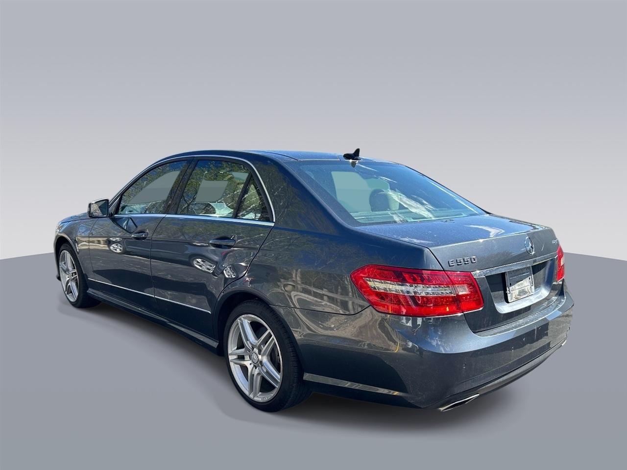 Mercedes-Benz E-Class 4dr Sdn E 550 Sport 4MATIC 2011