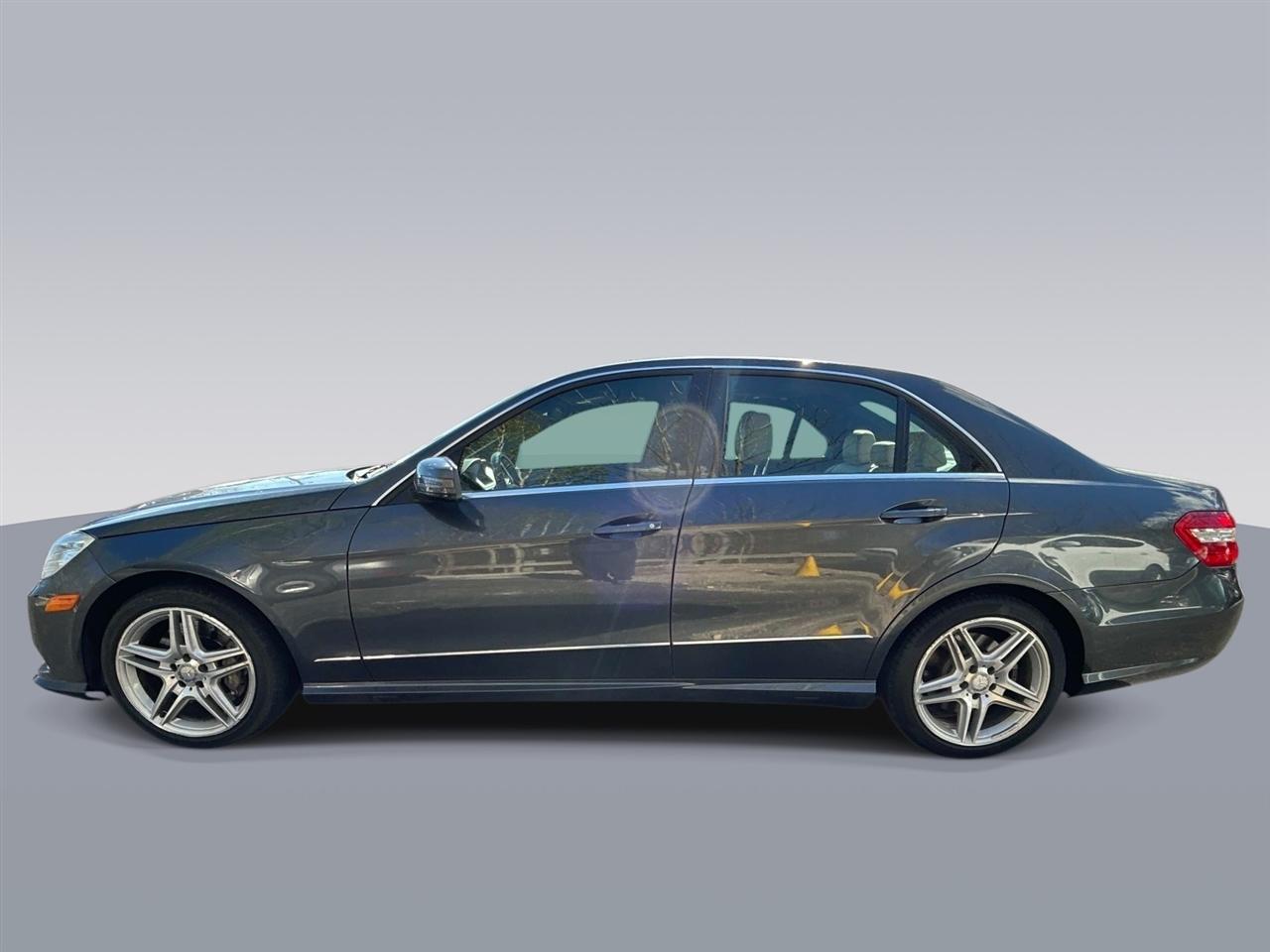 Mercedes-Benz E-Class 4dr Sdn E 550 Sport 4MATIC 2011