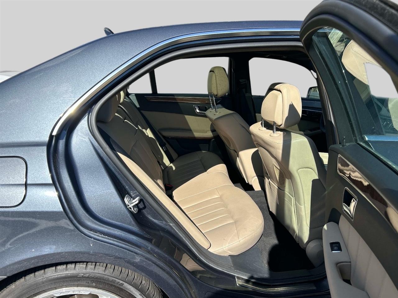 Mercedes-Benz E-Class 4dr Sdn E 550 Sport 4MATIC 2011