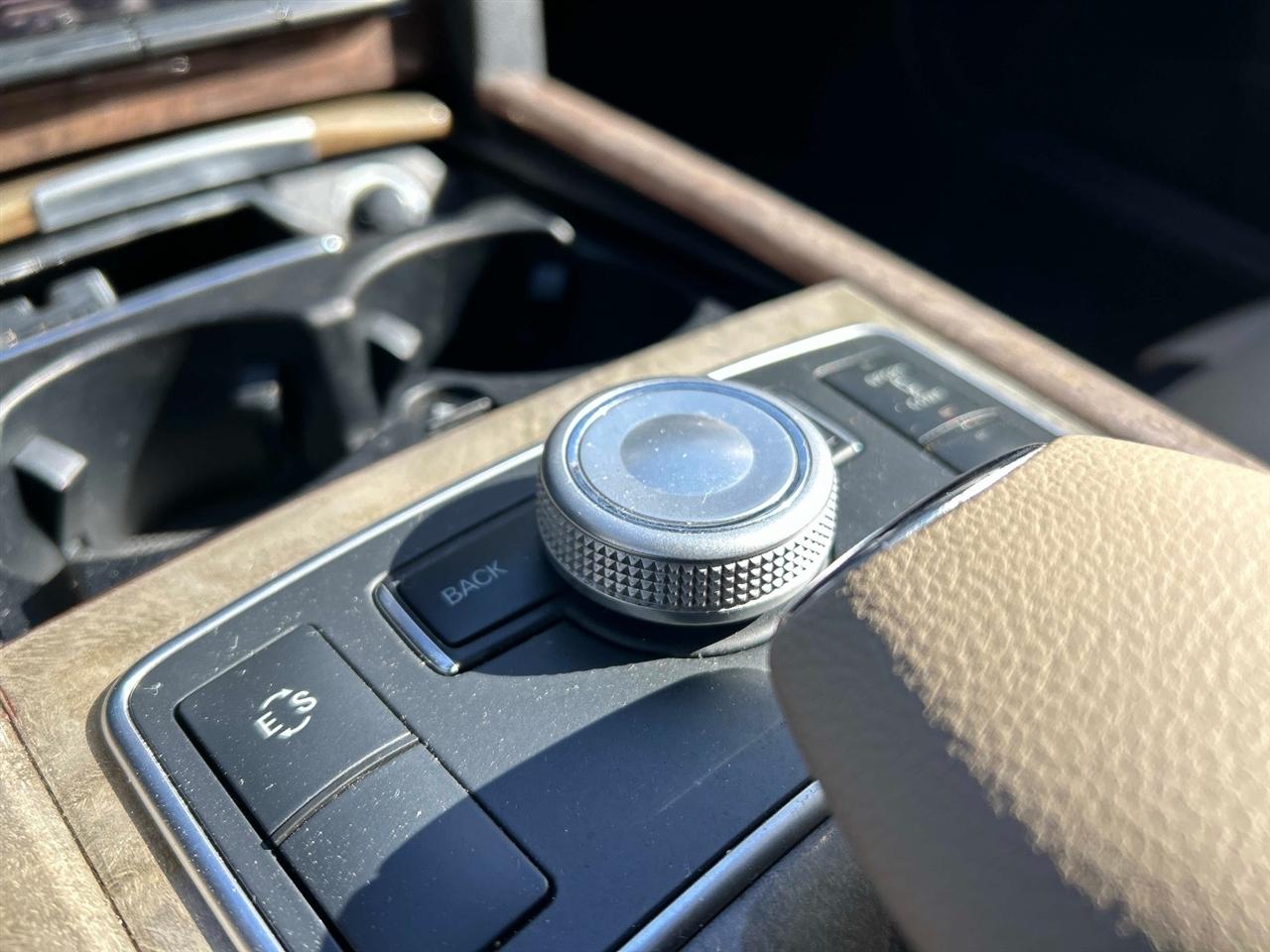 Mercedes-Benz E-Class 4dr Sdn E 550 Sport 4MATIC 2011