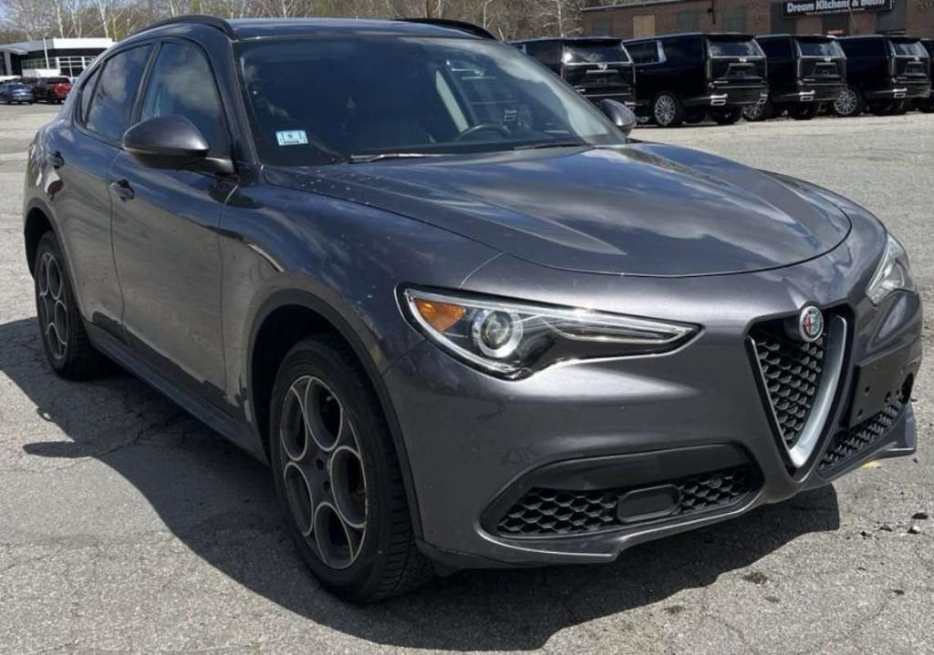 2018 Alfa Romeo Stelvio Sport AWD