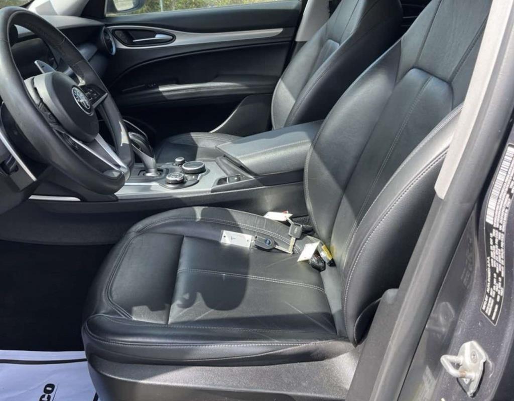 Alfa Romeo Stelvio  2018