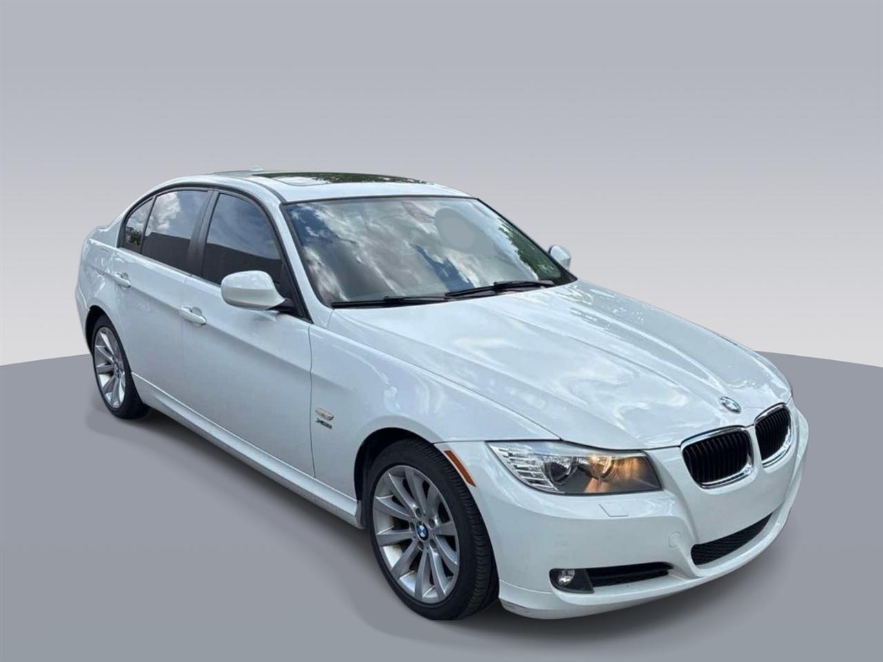 2011 BMW 3-Series 4dr Sdn 328i xDrive AWD SULEV