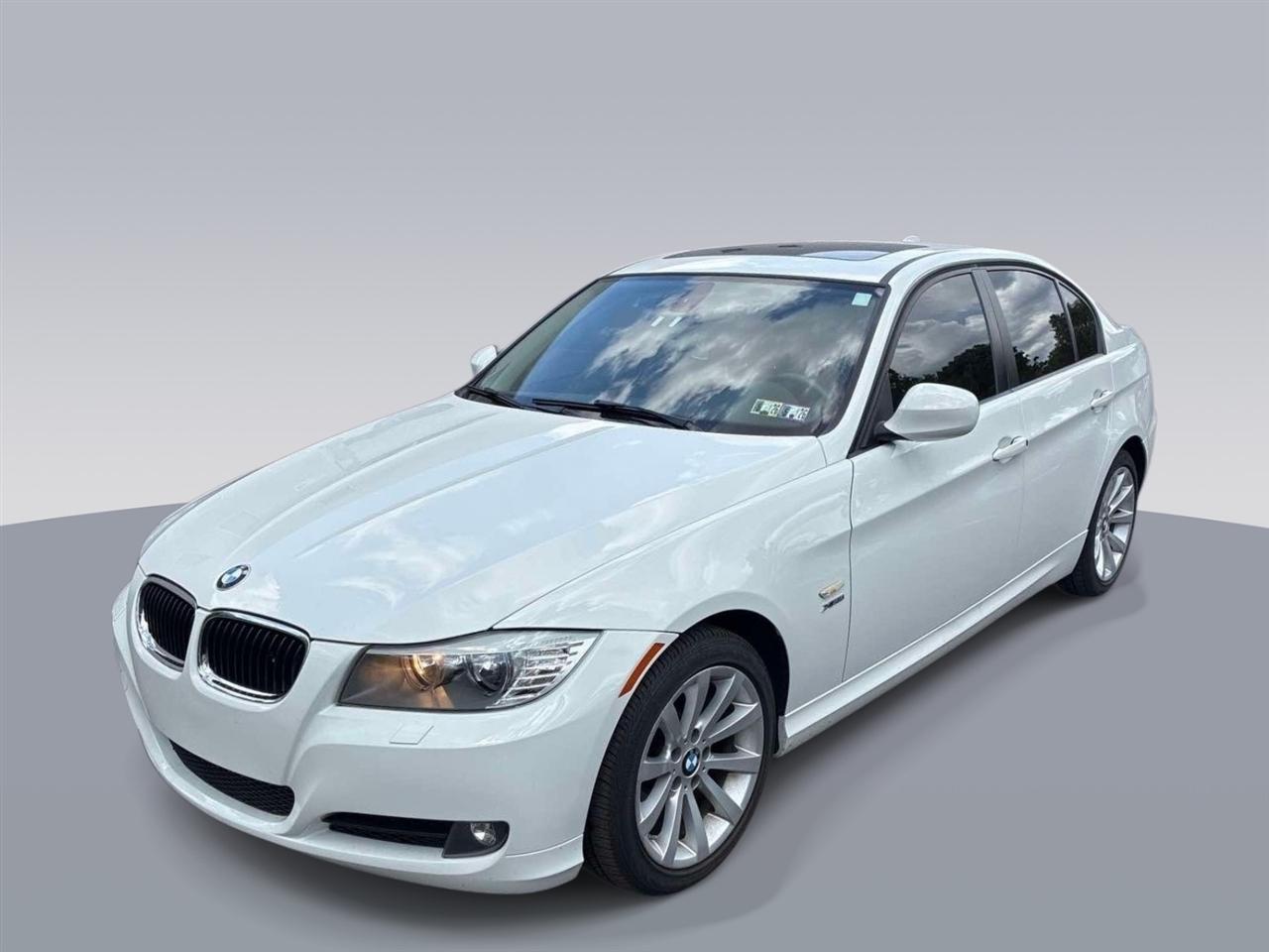 BMW 3-Series  2011