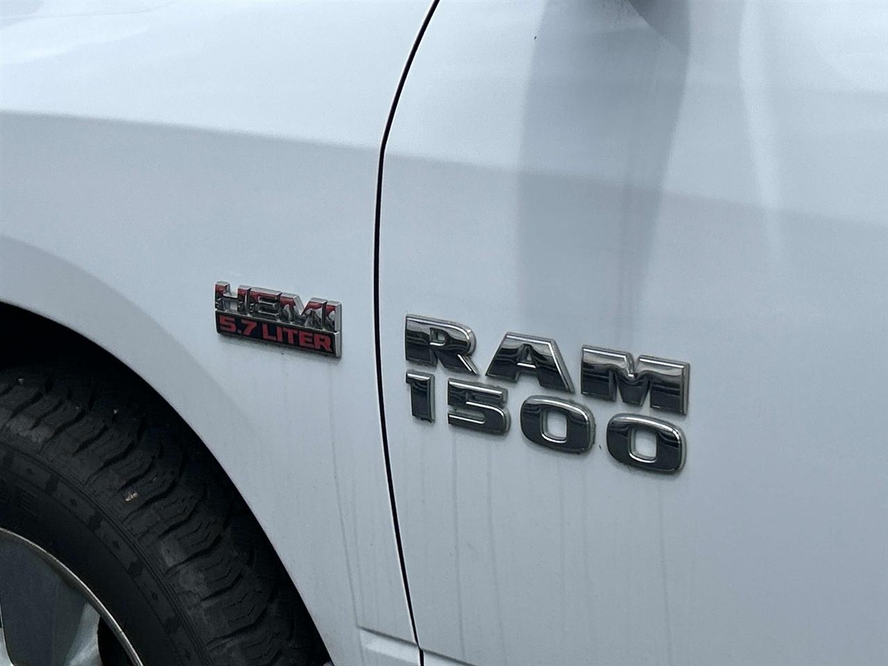 RAM 1500 4WD Quad Cab 140.5" Big Horn 2013