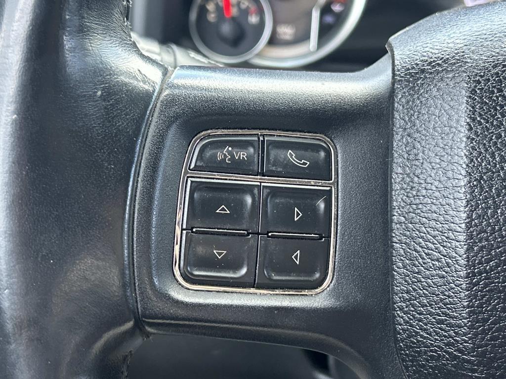 RAM 1500 4WD Quad Cab 140.5" Big Horn 2013