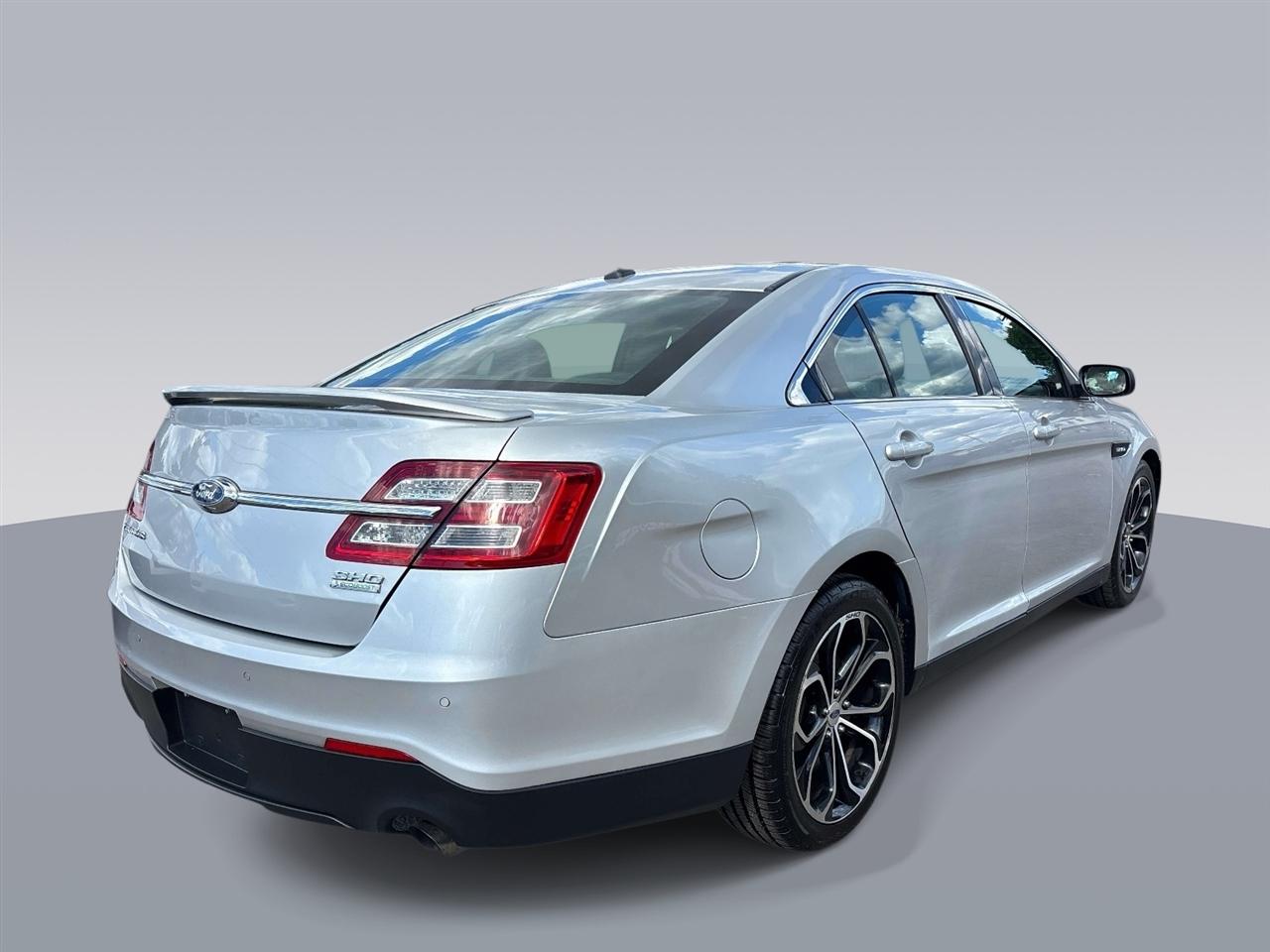 Ford Taurus SHO AWD 2017