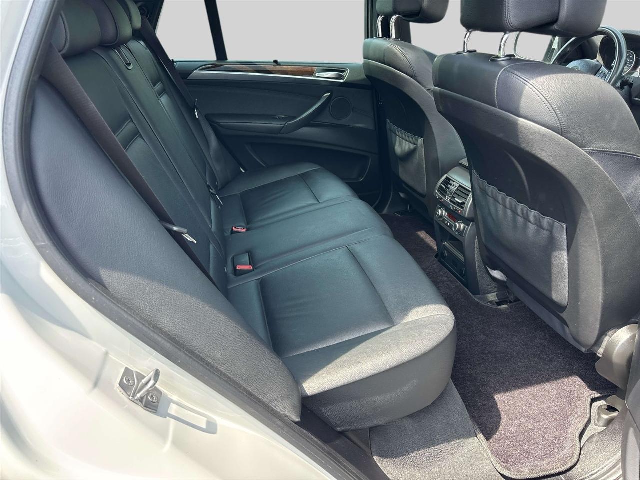 BMW X5 AWD 4dr xDrive50i 2013