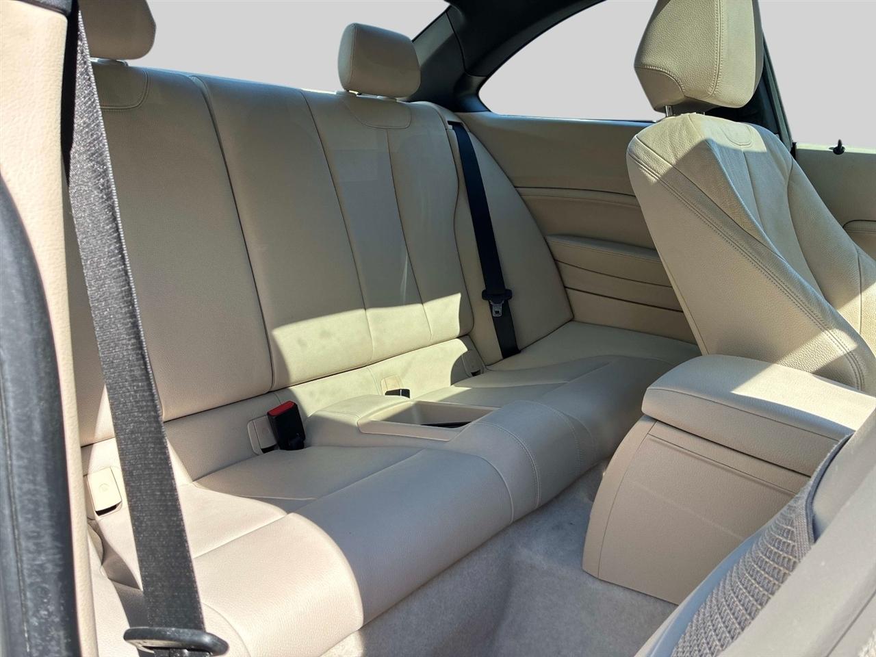 BMW 2-Series 2dr Cpe 228i RWD 2014