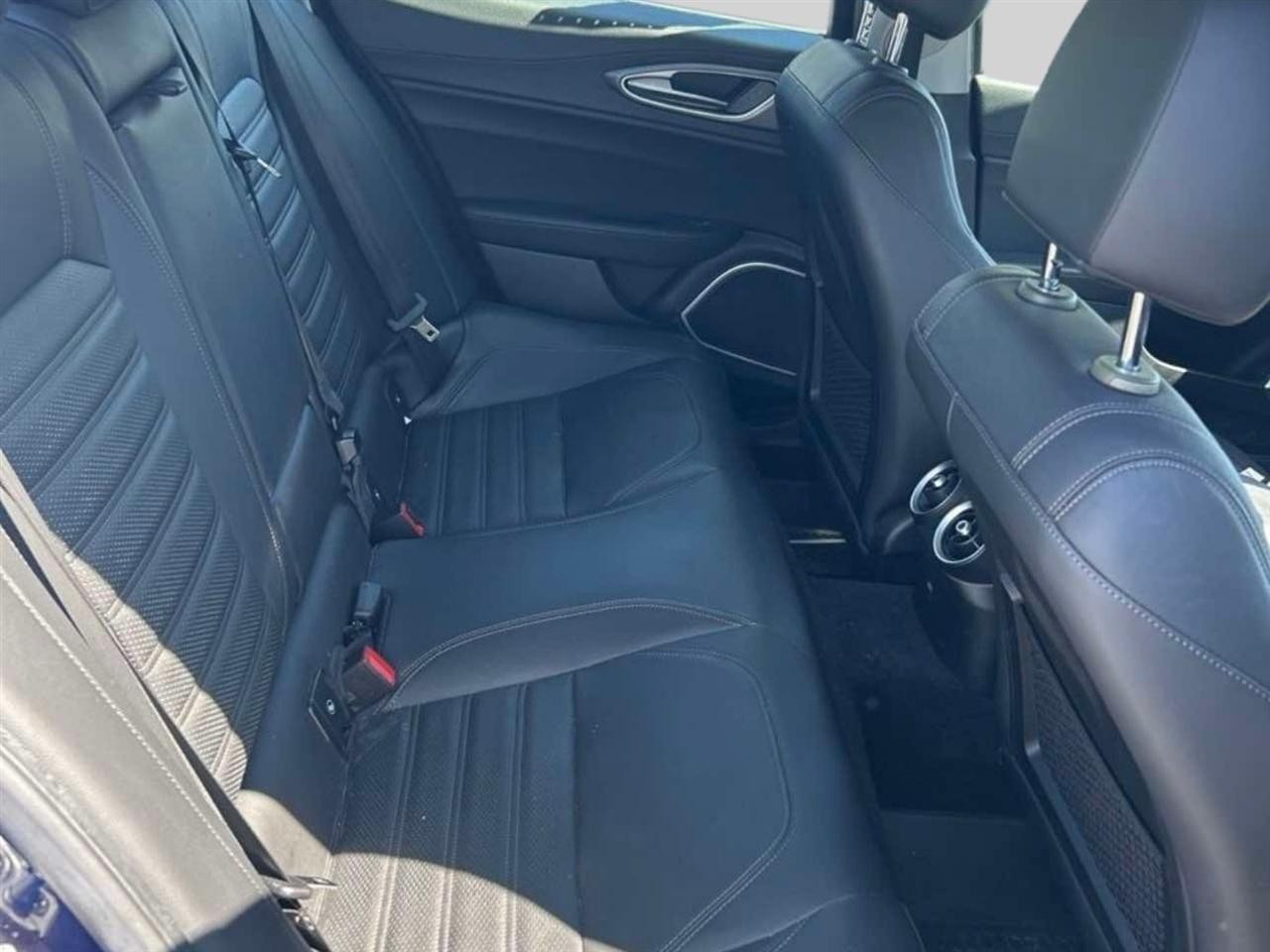 Alfa Romeo Giulia  2018