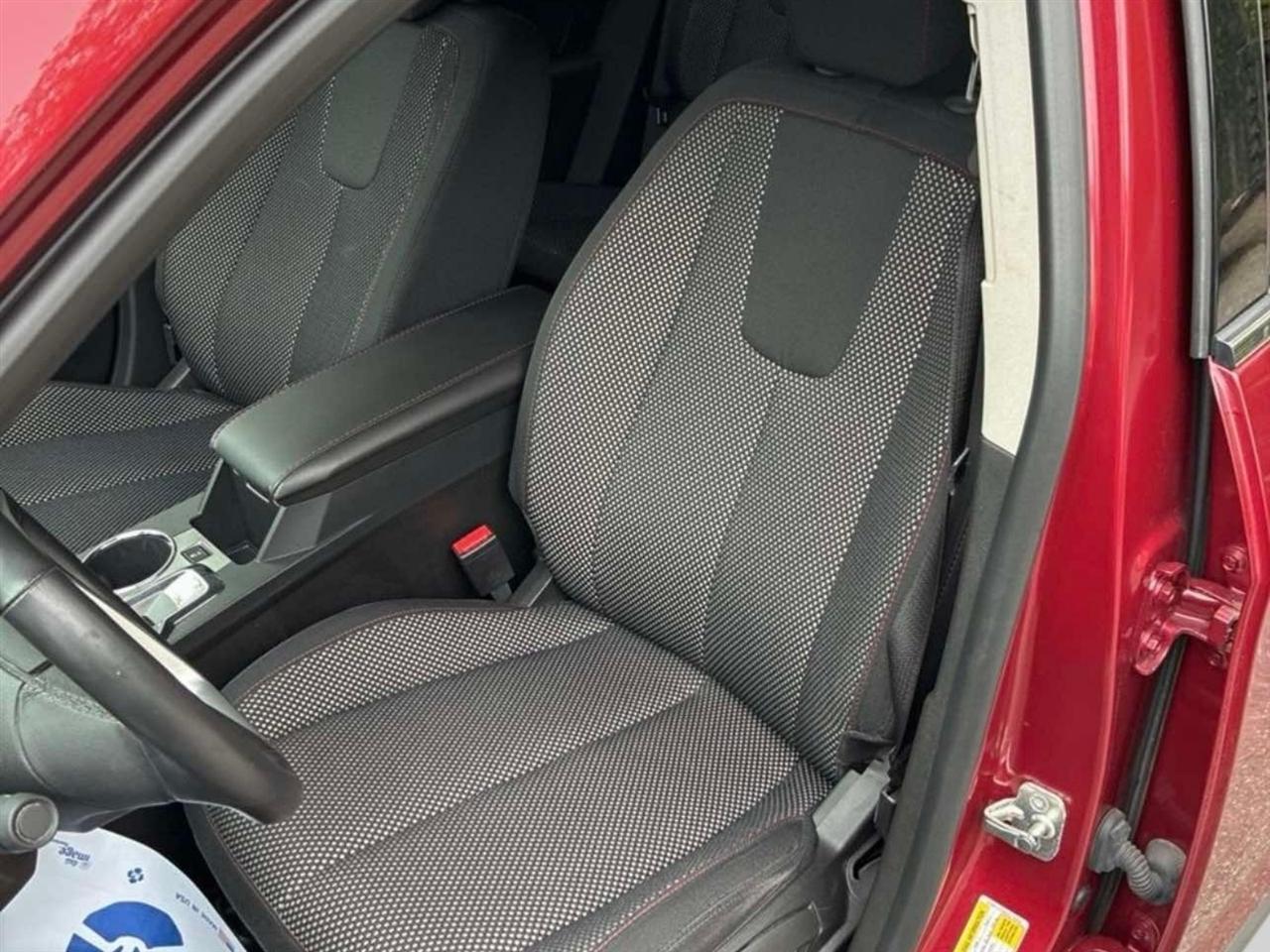 Chevrolet Equinox  2012