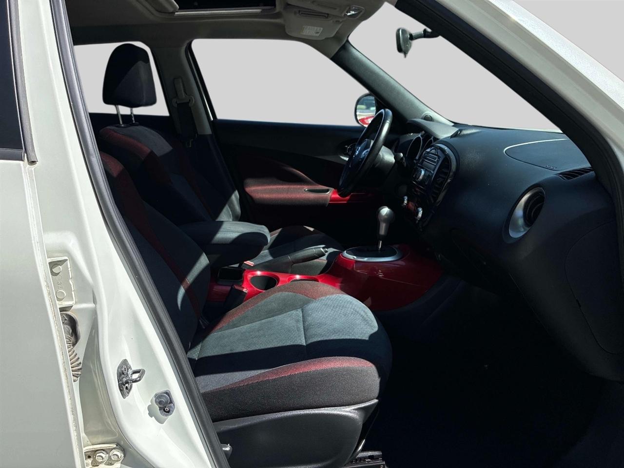 Nissan Juke 5dr Wgn CVT SV AWD 2014