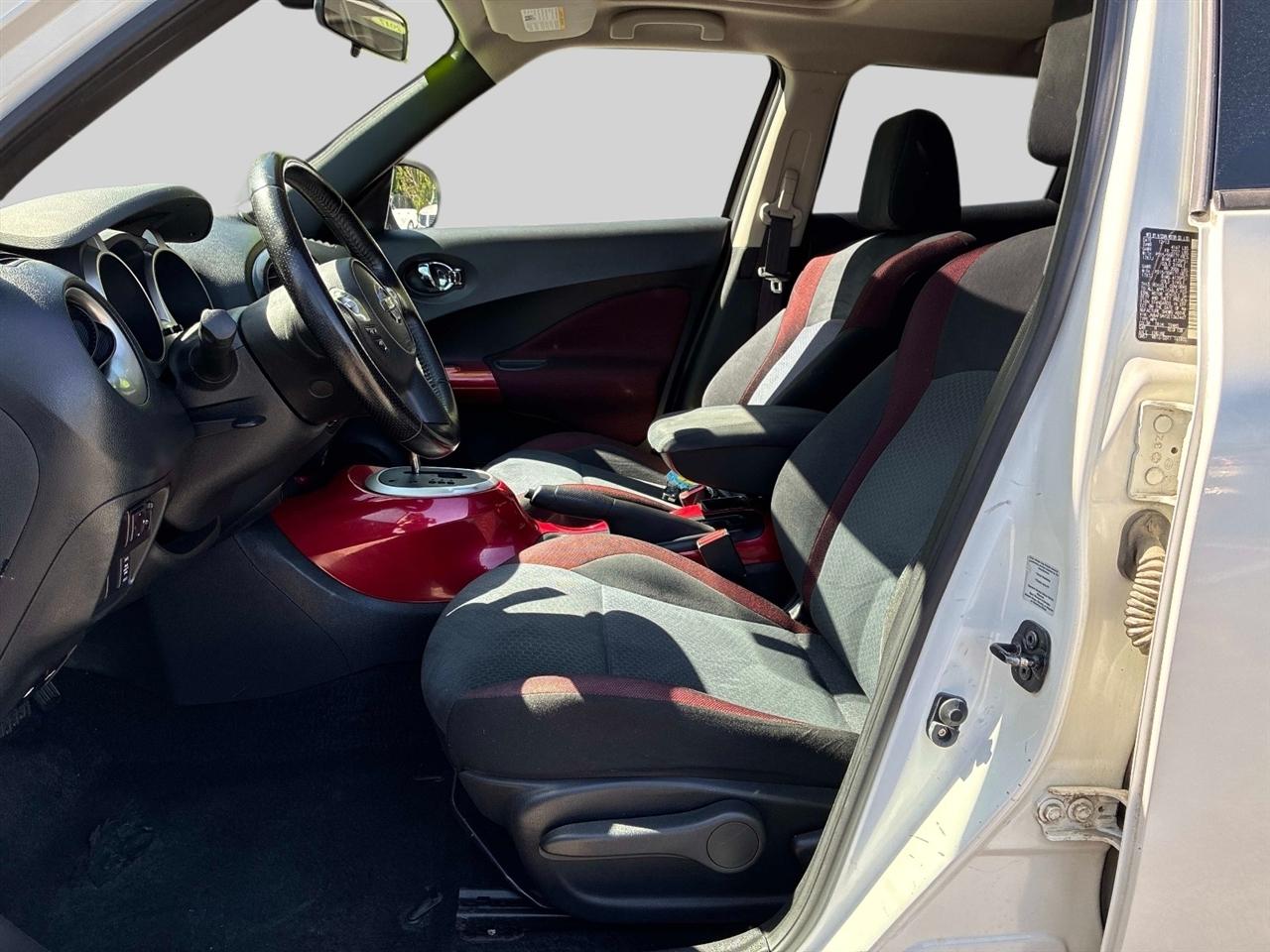 Nissan Juke 5dr Wgn CVT SV AWD 2014