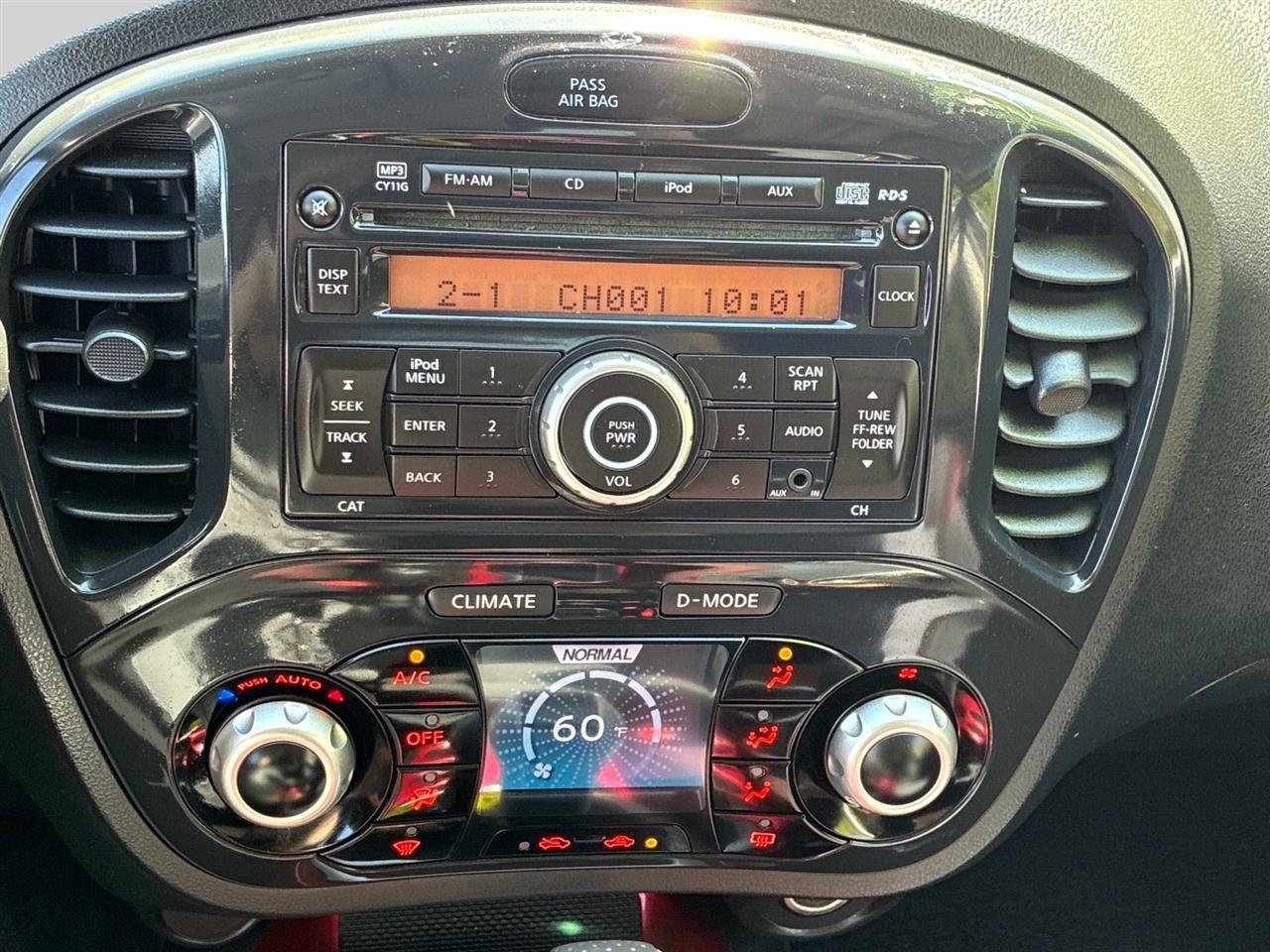 Nissan Juke 5dr Wgn CVT SV AWD 2014