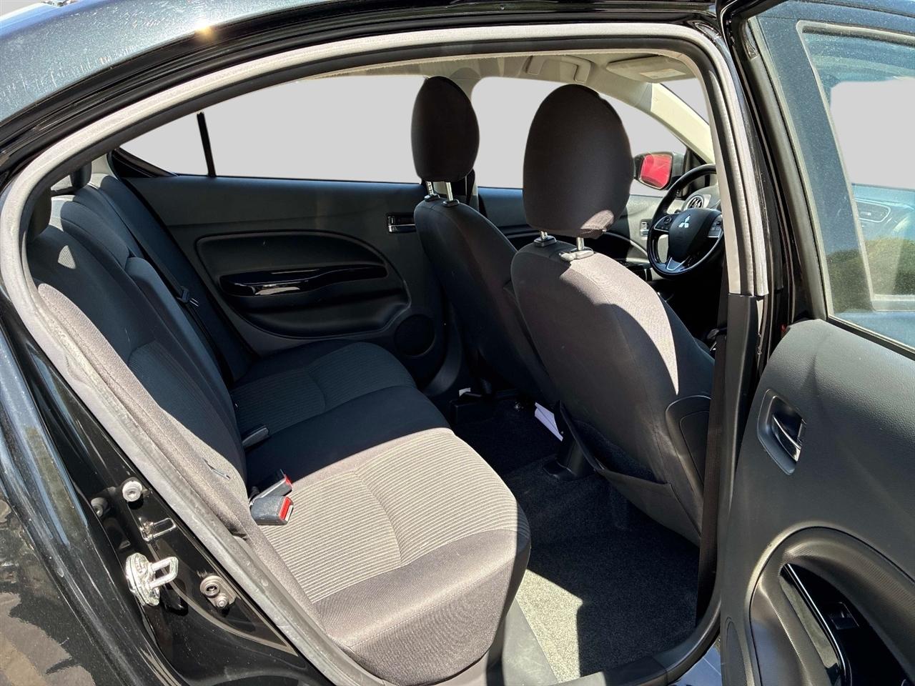Mitsubishi Mirage G4 SE CVT 2018