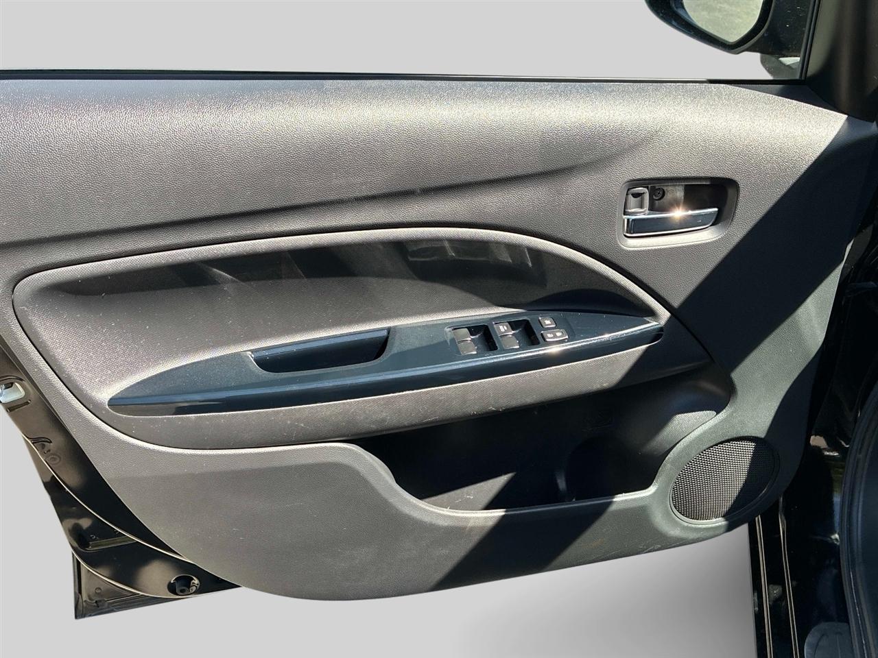 Mitsubishi Mirage G4 SE CVT 2018