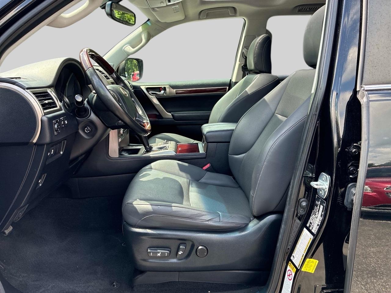 Lexus GX 460 GX 460 Premium 4WD 2019