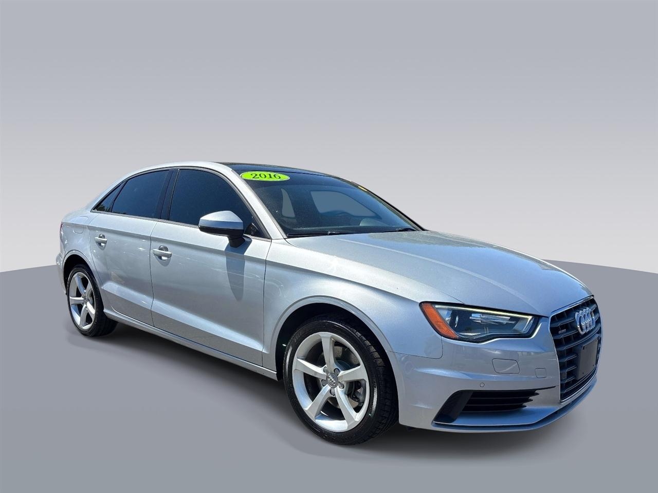 2016 Audi A3 4dr Sdn quattro 2.0T Premium