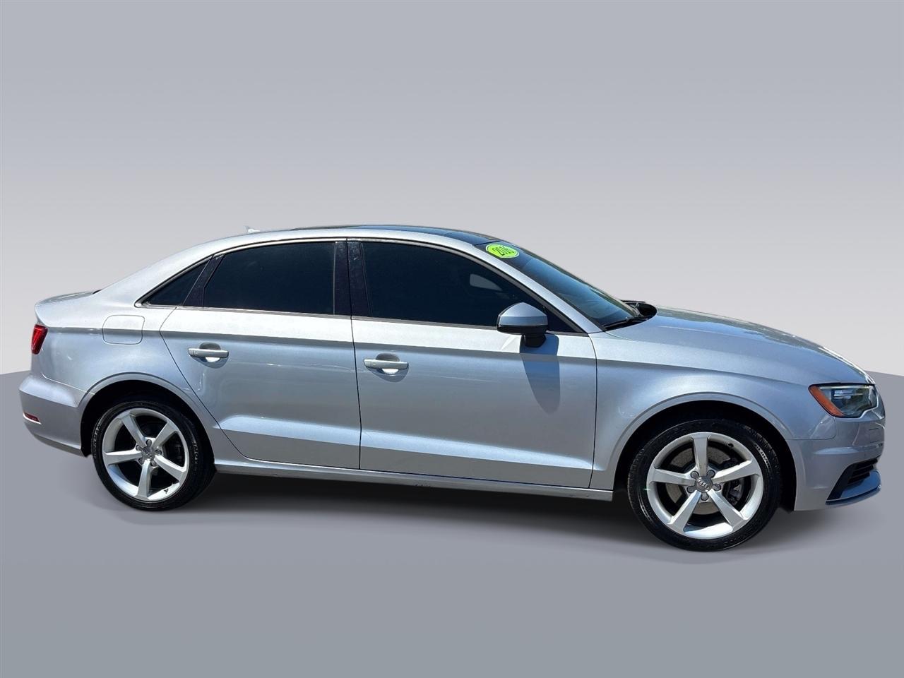Audi A3 4dr Sdn quattro 2.0T Premium 2016