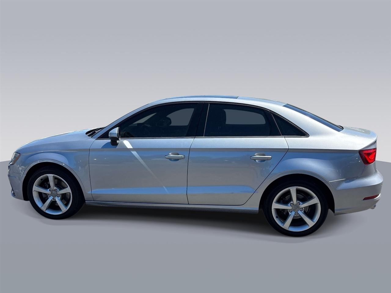 Audi A3 4dr Sdn quattro 2.0T Premium 2016