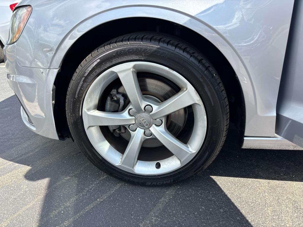 Audi A3 4dr Sdn quattro 2.0T Premium 2016