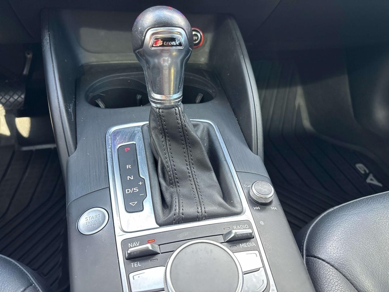 Audi A3 4dr Sdn quattro 2.0T Premium 2016