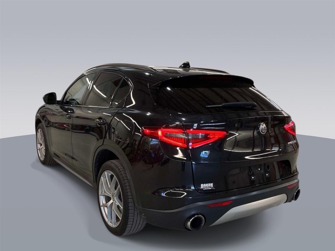 Alfa Romeo Stelvio  2018