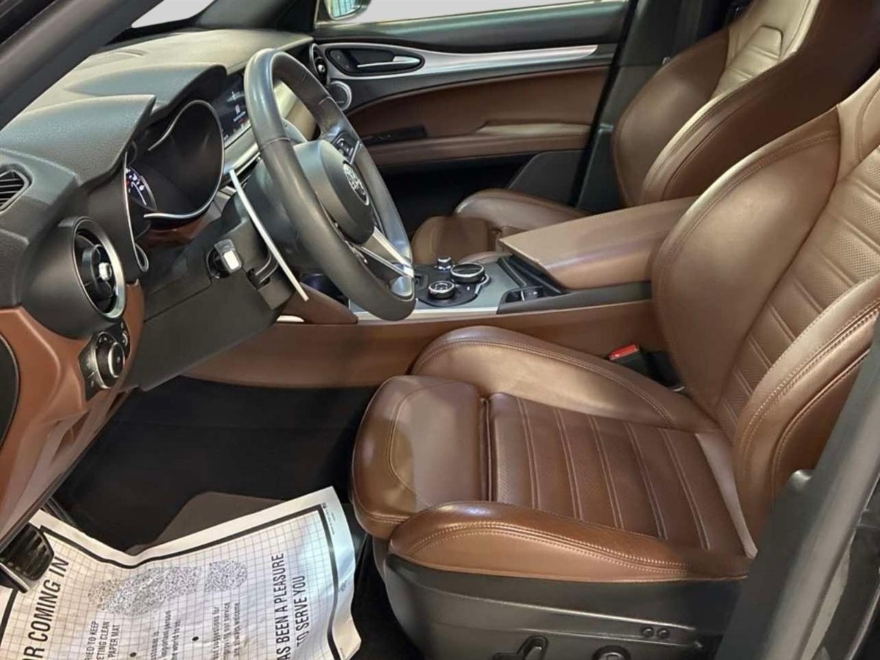 Alfa Romeo Stelvio  2018