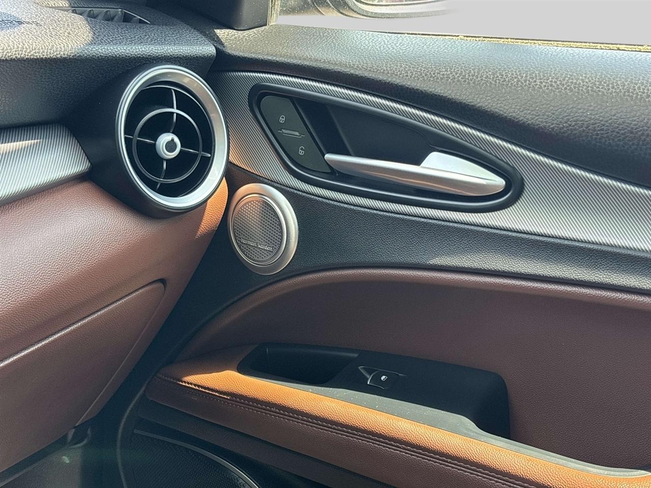 Alfa Romeo Stelvio Ti Sport AWD 2018