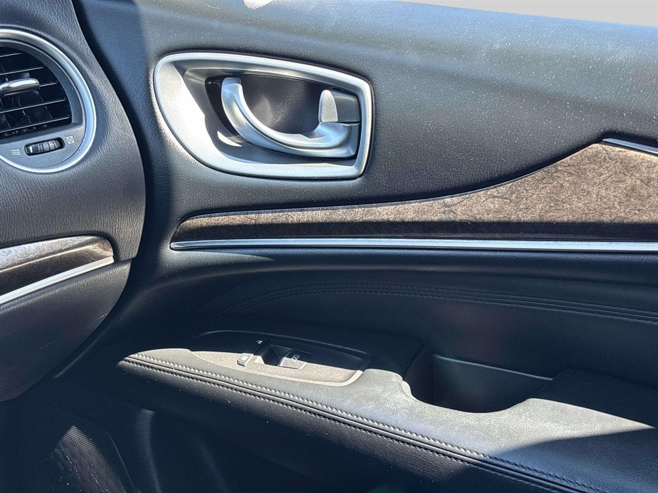 Infiniti QX60 AWD 4dr 2015