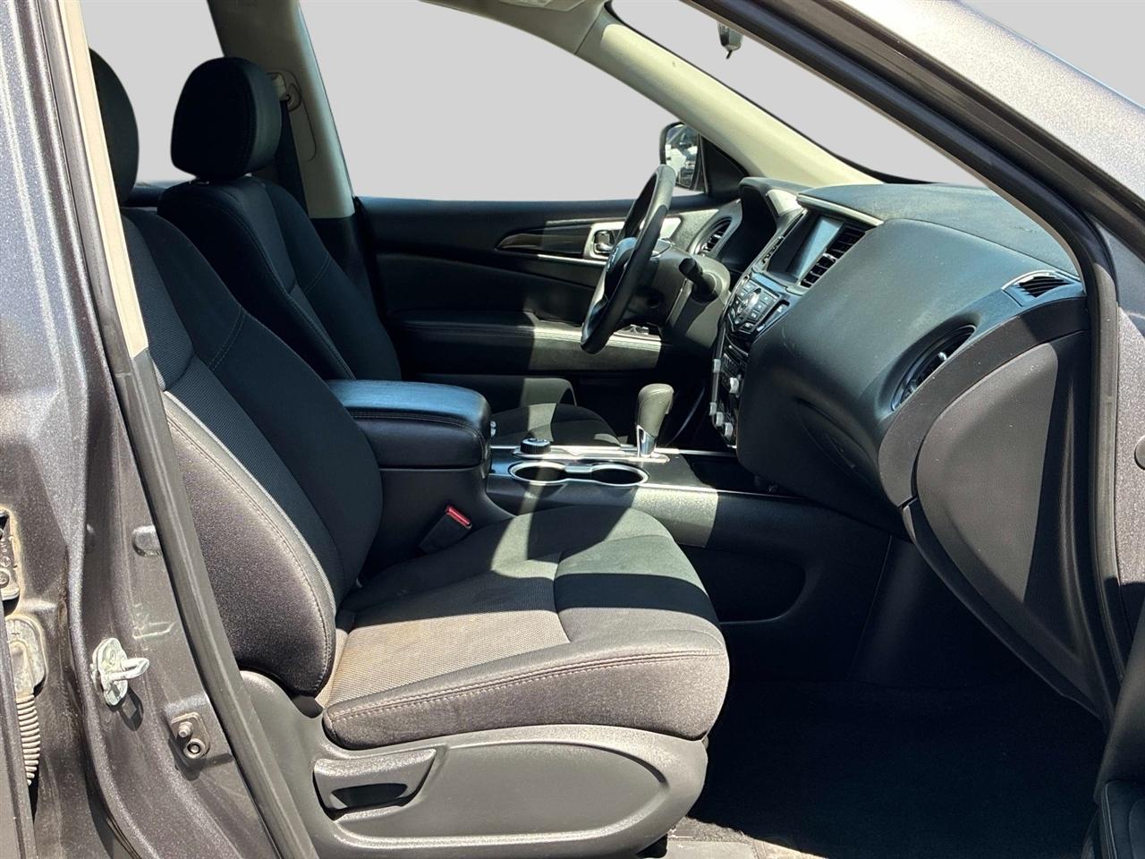 Nissan Pathfinder 4x4 S 2018