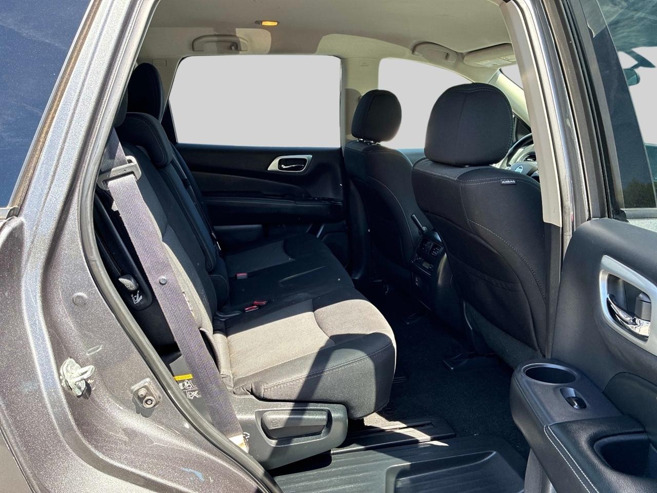 Nissan Pathfinder 4x4 S 2018
