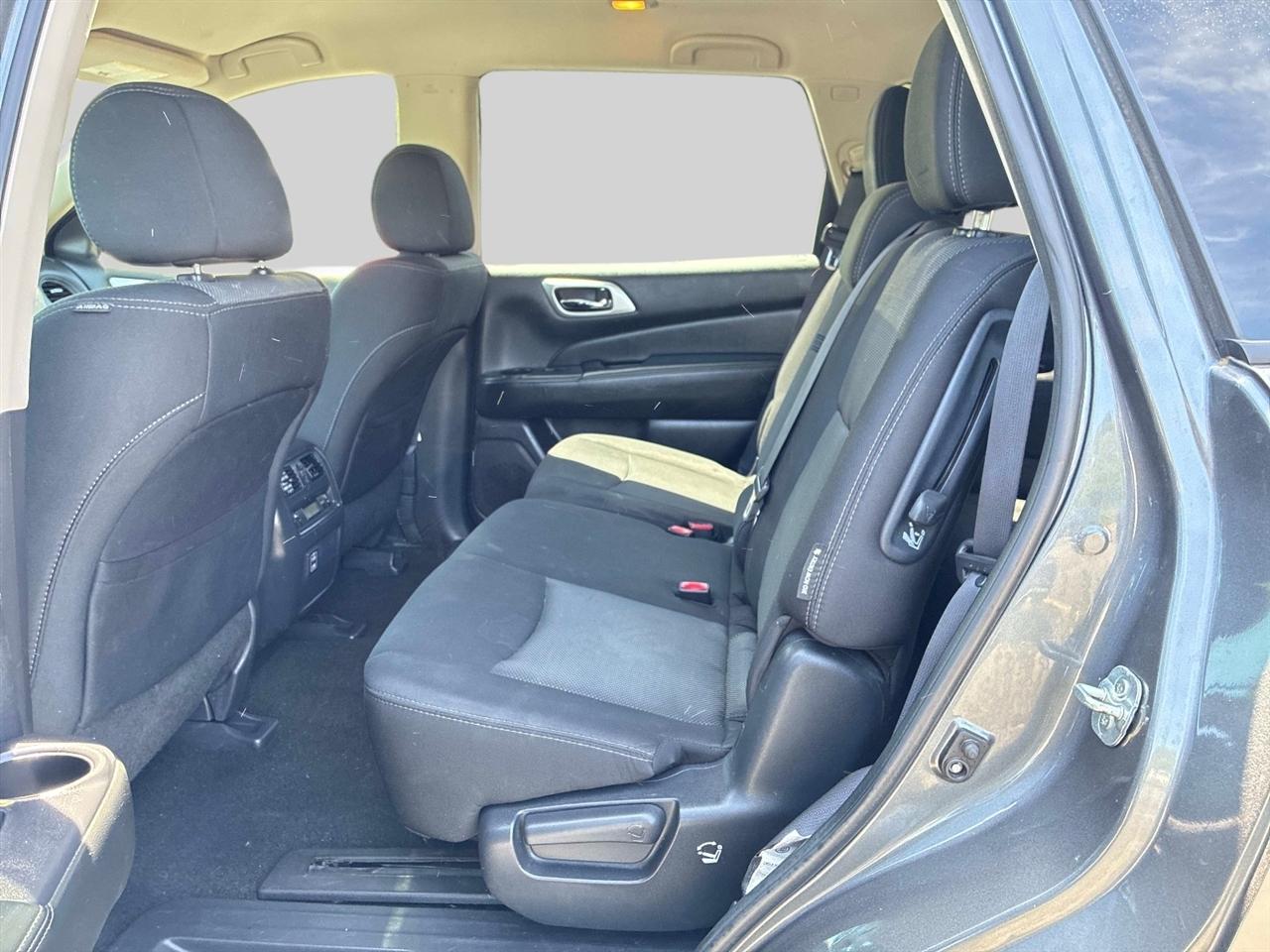 Nissan Pathfinder 4x4 S 2018