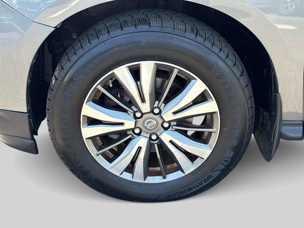 Nissan Pathfinder 4x4 S 2018