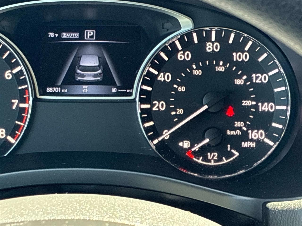 Nissan Pathfinder 4x4 S 2018