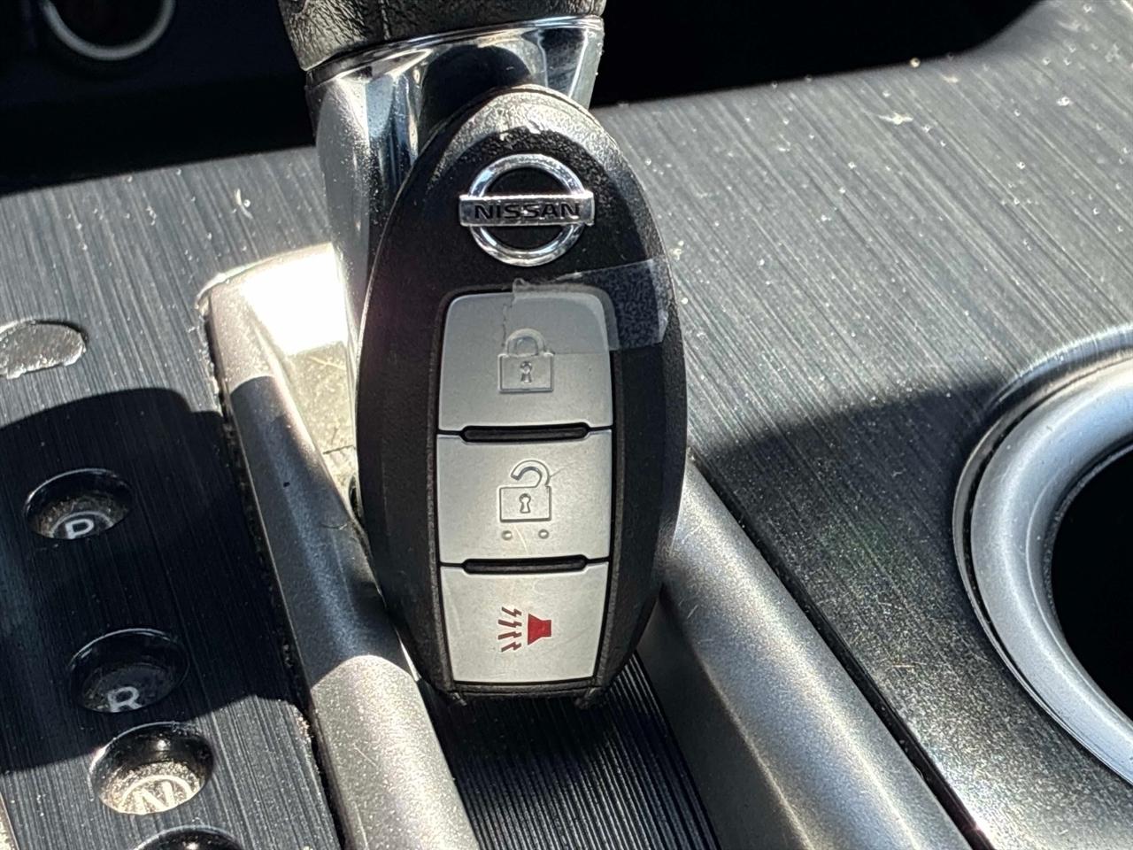 Nissan Pathfinder 4x4 S 2018