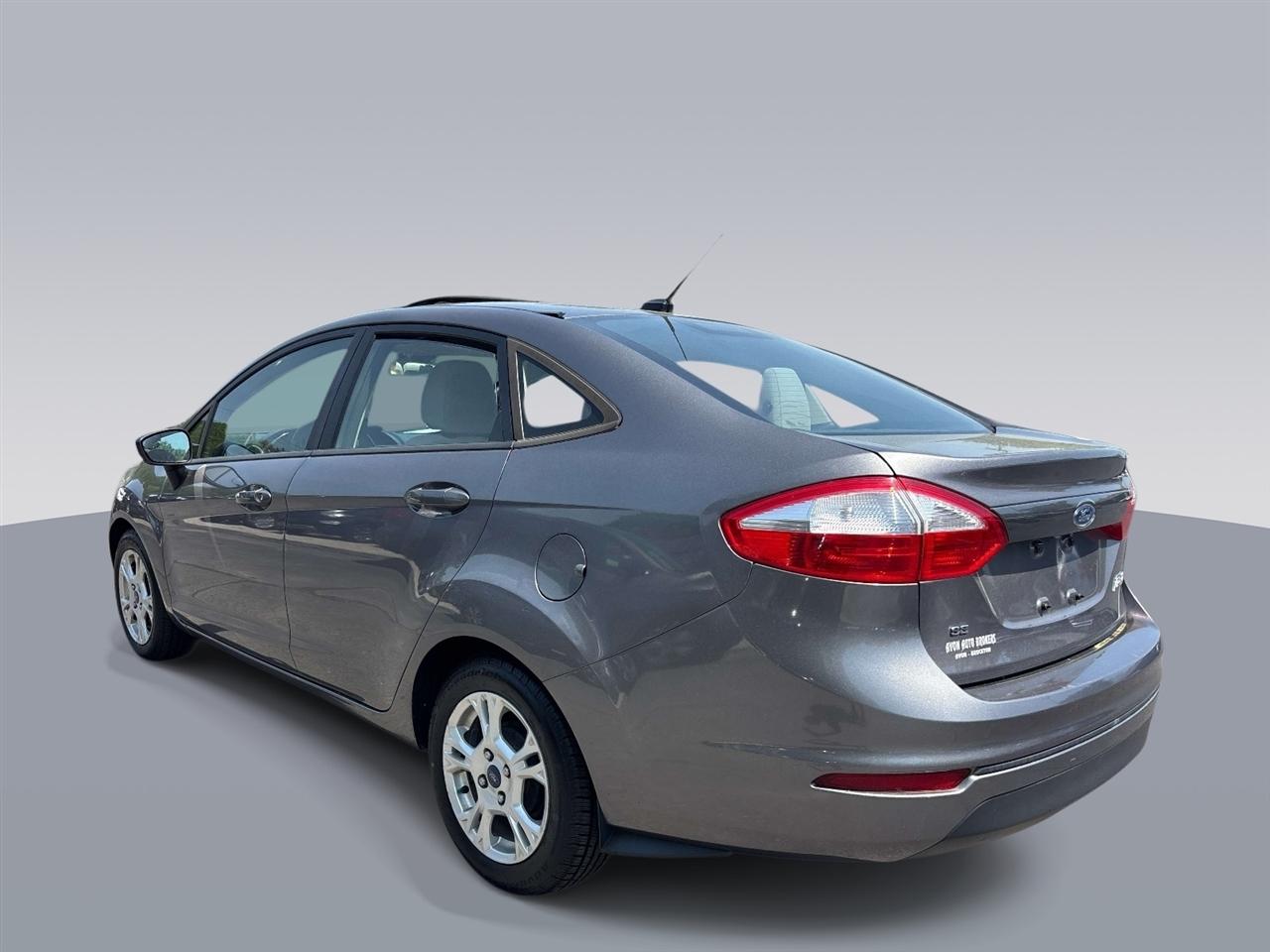 Ford Fiesta 4dr Sdn SE 2014