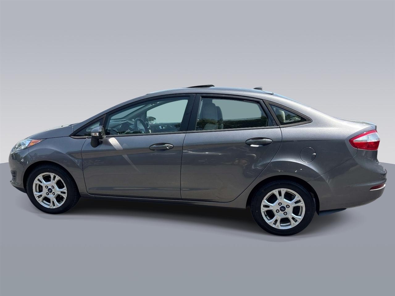 Ford Fiesta 4dr Sdn SE 2014