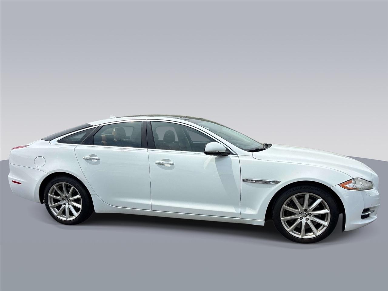 Jaguar XJ-Series 4dr Sdn AWD 2013