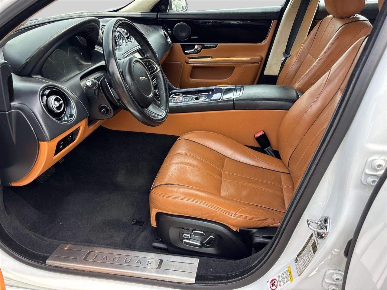 Jaguar XJ-Series 4dr Sdn AWD 2013