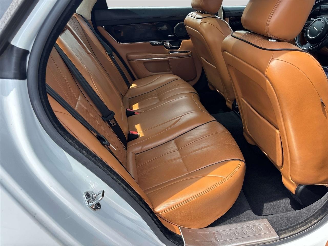 Jaguar XJ-Series 4dr Sdn AWD 2013