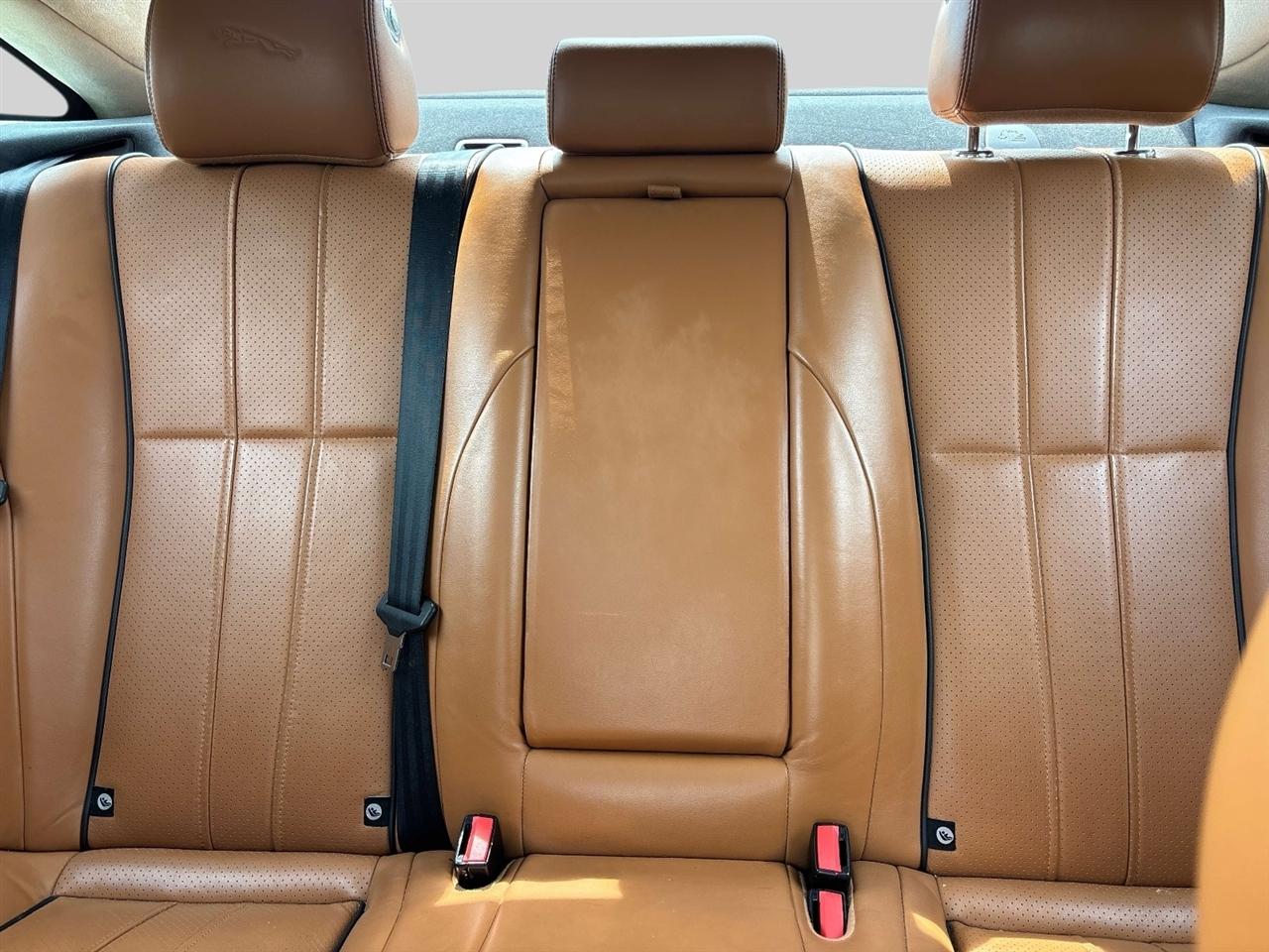 Jaguar XJ-Series 4dr Sdn AWD 2013