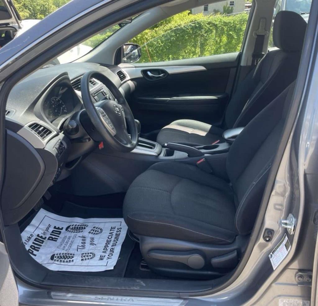 Nissan Sentra S CVT 2017