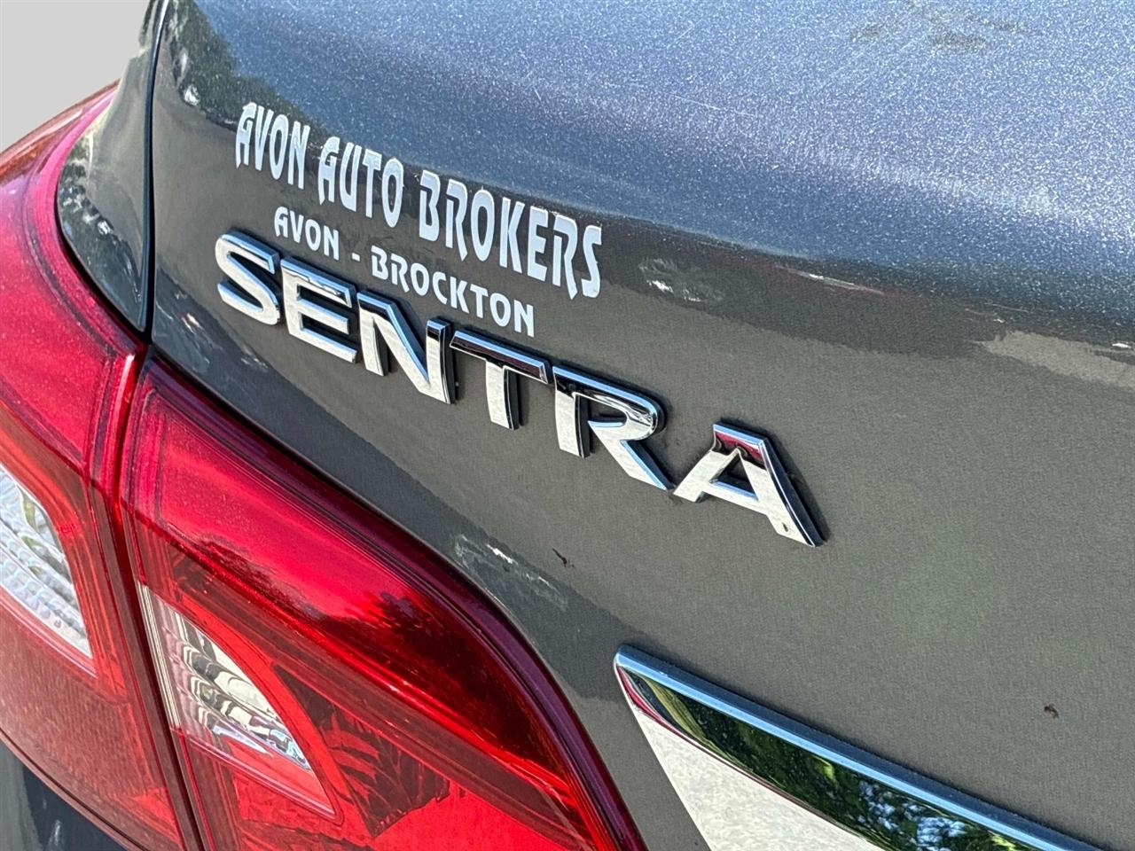 Nissan Sentra S CVT 2017