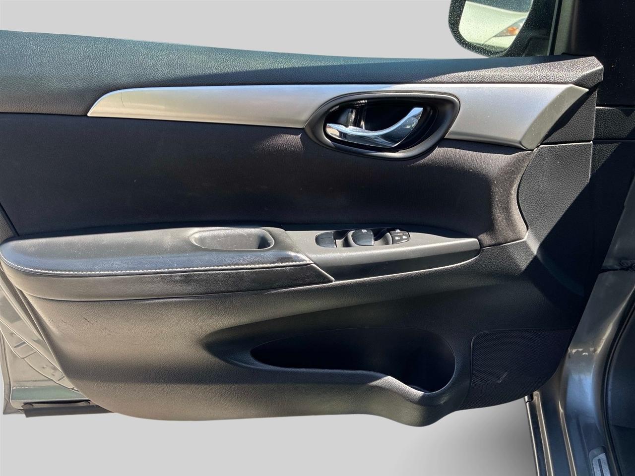 Nissan Sentra S CVT 2017
